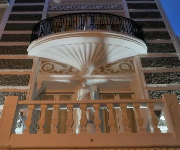 Cariatide Appartement *